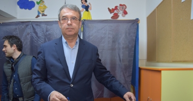 Stire din Politică-Administrație : Vergil Chițac, de la PNL: "Am votat pentru o Românie educată, sănătoasă și puternică"