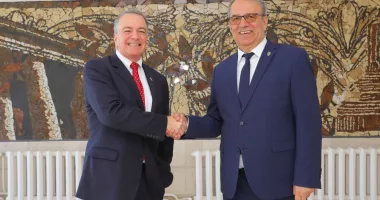 Stire din Politică-Administrație : Vizită diplomatică la Constanța. Întâlnire între primarul Vergil Chițac și ambasadorul SUA