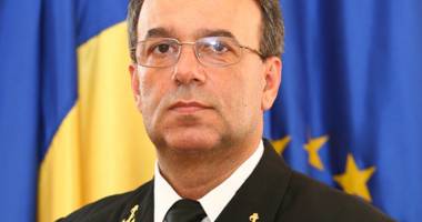 Stire din Politică-Administrație : Vergil Chițac renunță la haina militară și intră în bătălia pentru Primăria Constanța