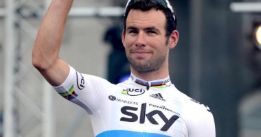 Mark Cavendish s-a retras din Turul Franței