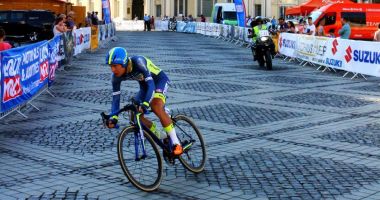 Stire din Sport : Turul Sibiului 2023 la ciclism reuneşte la start 25 de echipe, dintre care una World Tour
