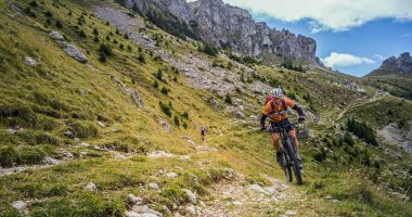 România participă cu 27 de sportivi la Europenele de mountain bike de la Cheile Grădiştei