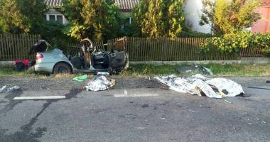 IMAGINI ȘOCANTE! GRAV ACCIDENT RUTIER, AZI. TREI MORȚI ȘI  PATRU RĂNIȚI, DUPĂ O CIOCNIRE FRONTALĂ - 5