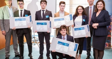 Stire din Cultură-Educație : Cinci liceeni constănțeni au uimit Europa. Din nou!