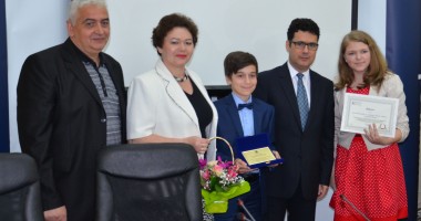 Cine a câștigat premiile Ministerului Educației