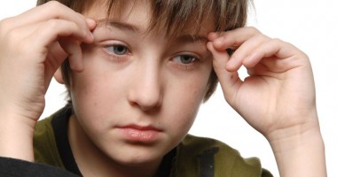 Stire din Cultură-Educație : Cine sunt cei mai nefericiți elevi
