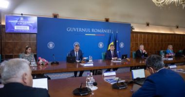 Stire din Cultură-Educație : Criterii de performanță pentru creșterea salariilor profesorilor. Solicitarea făcută de Ciolacu, după rezultatele la testele PISA