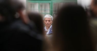 Stire din Actualitate : Dacian Cioloș spune că a participat la o spirală MISA „la mare, o dată"