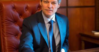 Stire din Politică-Administrație : Premierul Cioloș, prima ședință de Guvern. A cerut proiectul de buget