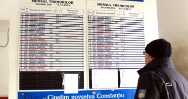Stire din Economie : Circulați sâmbătă noapte cu trenul? CFR trece la ora de vară