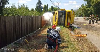 Cisternă care transporta GPL, răsturnată pe carosabil! Sunt scurgeri de carburant