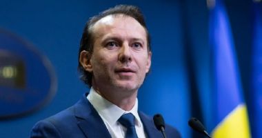 Stire din Politică-Administrație : Florin Cîțu le promite primarilor 7 miliarde de lei pentru drumuri județene și comunale