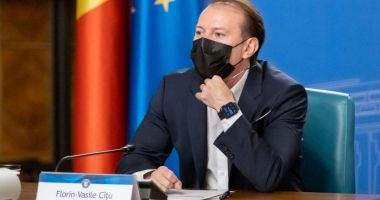 Stire din Actualitate : Cîțu: "Fiecare şcoală va decide singură cum va funcţiona, eliminăm pragul de 6 infectări la mia de locuitori"