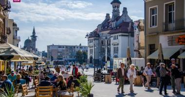 Stire din Social : Turism de sezon! Cât costă  un city break la Constanța