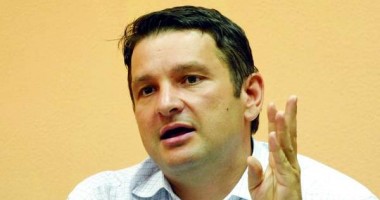 Stire din Politică-Administrație : Partidul Conservator dorește clarificarea în noua Constituție a competențelor președintelui