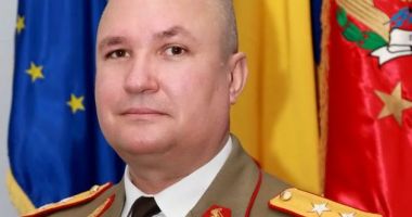 Stire din Eveniment : Întâlnire IMPORTANTĂ a șefului Statului Major al Apărării. Au fost prezenți și vânătorii de munte!