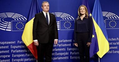 Stire din Politică-Administrație : Aderarea României la Schengen, principalul subiect discutat de premierul Ciucă la Parlamentul European