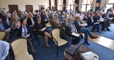 Stire din Politică-Administrație : Concursul de director la Muzeul de Istorie, amânat! Care a fost motivul
