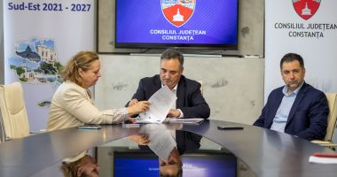 Stire din Politică-Administrație : Palatul Administrativ, clădire cu grad seismic ridicat. „A fost semnat contractul de reabilitare”