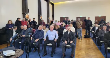 Stire din Politică-Administrație : CJC întrunit în ședință ordinară. Se alege, astăzi, al doilea vicepreședinte?