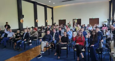 Stire din Politică-Administrație : CJC a aprobat programul pentru drumuri și poduri pe 2026. Investiții de 63,6 milioane lei