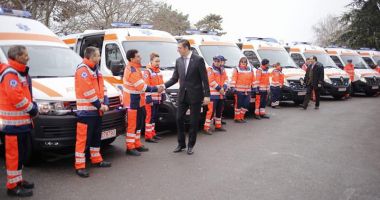 Stire din Social : A venit Moș Crăciun la Serviciul de Ambulanță Județean! Cum a înnoit parcul auto