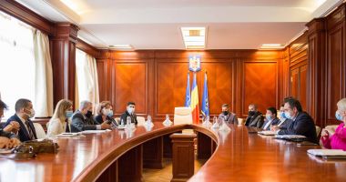 Stire din Politică-Administrație : Mihai Lupu, președintele CJC: „Vrem să creăm un cadru predictibil investitorilor străini”