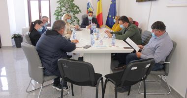 Stire din Politică-Administrație : Mihai Lupu, întâlnire cu primarii din șapte localități ale județului Constanța