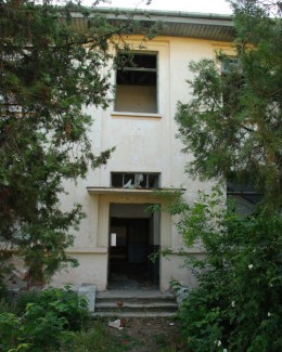 Tusac, tu când îți plătești taxa de paragină? - 2