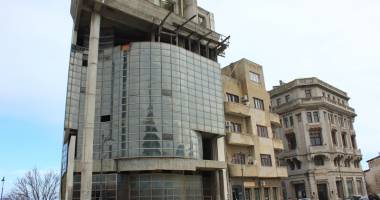 Vremuri grele pentru proprietarii de clădiri și terenuri din Constanța. Primăria îi va usca la buzunare - 3