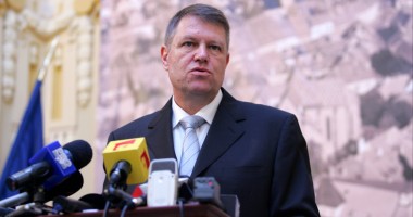 Stire din Politică-Administrație : Iohannis clarifică problema caselor pe care le deține