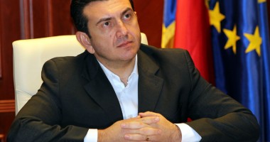 Stire din Politică-Administrație : "Nu trebuie să anunț nimic, deocamdată sunt prefect"