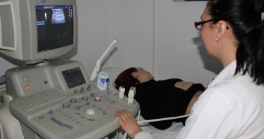Stire din Sănătate : Știți ce investigații sunt obligatorii pentru a depista bolile ficatului?
