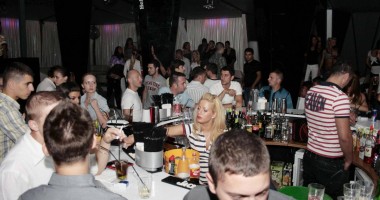 Stire din Monden : Cum s-au distrat constănțenii sâmbătă noapte