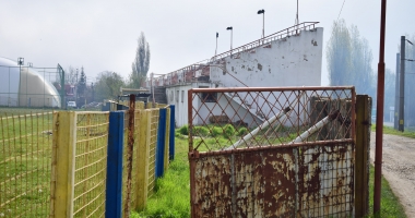 GALERIE FOTO. Constanța, praf la capitolul baze sportive.  Ruina din cartierul Palas - 6