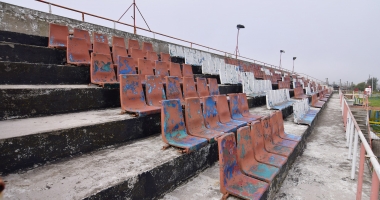 GALERIE FOTO. Constanța, praf la capitolul baze sportive.  Ruina din cartierul Palas - 3