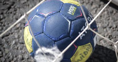 Stire din Social : Unul hăis, altul cea! Cine preia cluburile sportive studențești din Constanța