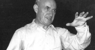 Stire din Cultură-Educație : Personalitatea dirijorului George Georgescu, evocată la Biblioteca Judeţeană