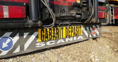 Stire din Social : Conduceți prudent! Transport agabaritic, anunțat pe traseul Agigea – Slătioara