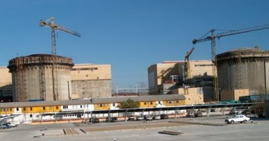 Stire din Economie : CNE Cernavodă / Lucrări de reparații la unul dintre transformatoarele de evacuare putere