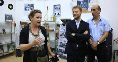Stire din Cultură-Educație : Cât de "bine" se trăia în comunism: amintiri din epoca de aur, la Constanța