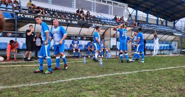 Stire din Sport : Meci de coşmar pentru Viitorul Cobadin la Ovidiu. Un "tuşier" s-a prefăcut că nu a văzut două poziţii clare de ofsaid