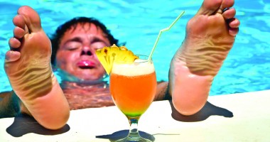 Stire din Diverse : Ce cocktail-uri servim pe plajă, vara aceasta