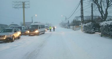 Stire din Social : NU SCĂPĂM DE VREMEA REA! Ninsori în averse, la Constanța