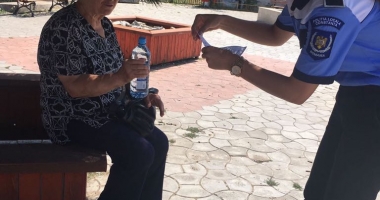 COD PORTOCALIU DE CANICULĂ, la Constanța! Autoritățile au împărțit sticle de apă rece - 4