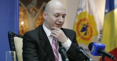 Stire din Politică-Administrație : Codrin Ștefănescu cere explicații PNL. Ce vrea să știe