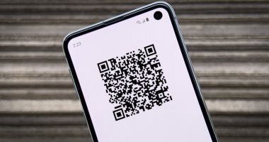 Stire din Economie : Europa, nevoită să dezvolte un sistem de plată bazat pe coduri QR. În România, trei bănci îl folosesc