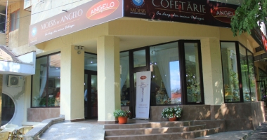 Moesis by Angelo: O nouă cofetărie pentru constănțenii pasionați de produse naturale - 5