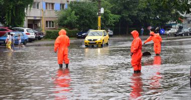 Stire din Social : COD GALBEN de furtuni, la Constanţa. RAJA a activat Comandamentul pentru Situații de Urgență