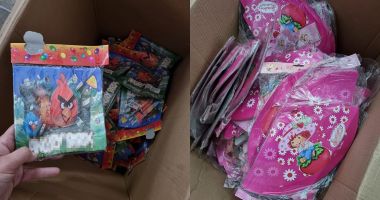 GALERIE FOTO. Coifuri şi baloane de petrecere, posibil contrafăcute, confiscate în Portul Constanța - 3